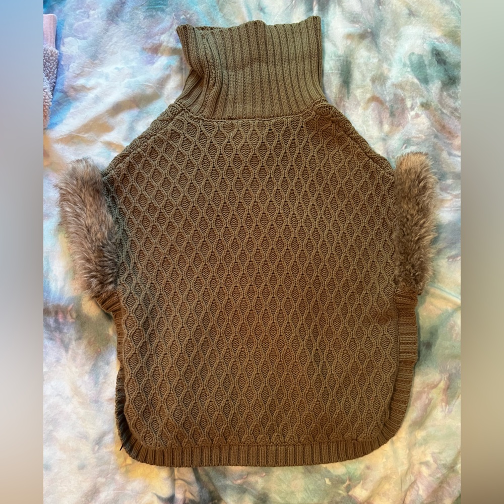 Aspen Kids Knit Olive Poncho Sweater with Faux Fur Accents size 7-8